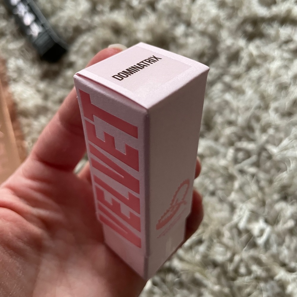 Jeffree Star Velvet Trap Lipstick - Dominatrix